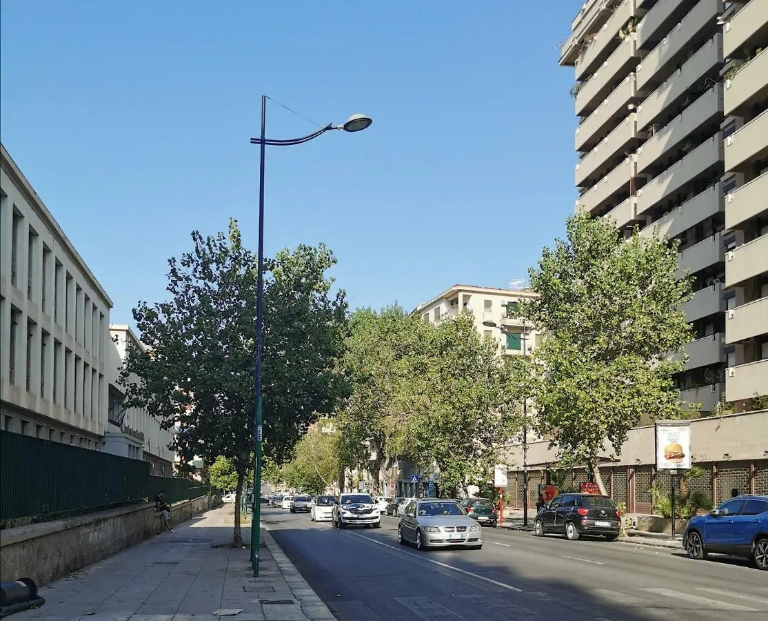 Elera Holiday Apartment Palermo 0*,